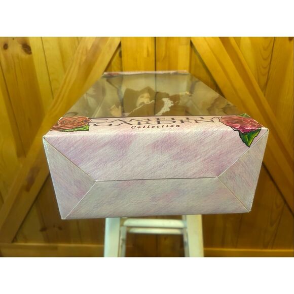 CAMELLIA GARDEN COLLECTION PORCELAIN DOLL 1997 LIMITED COLLECTOR'S EDITION (5746 - Picture 11 of 11